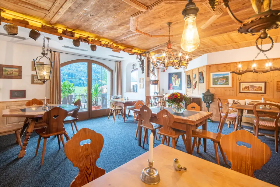 Die Bauernstube des Sunneschlössli am Morgen